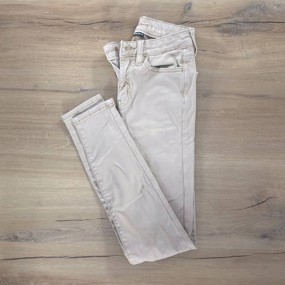 American Eagle Khakis